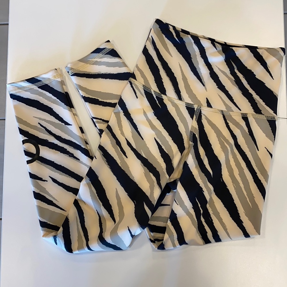 Strut This CycleBar Gazelle Leggings